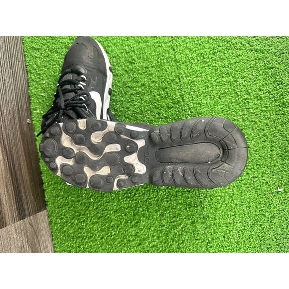 Nike Air Max 270 React Women's Running Shoes Size 6.5 Black White AT6174-004 - Picture 7 of 7
